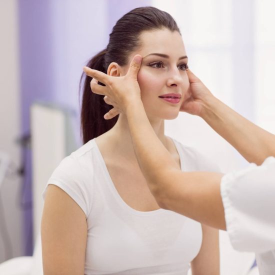 dermatologist-examining-female-patient-skin_resize_resize